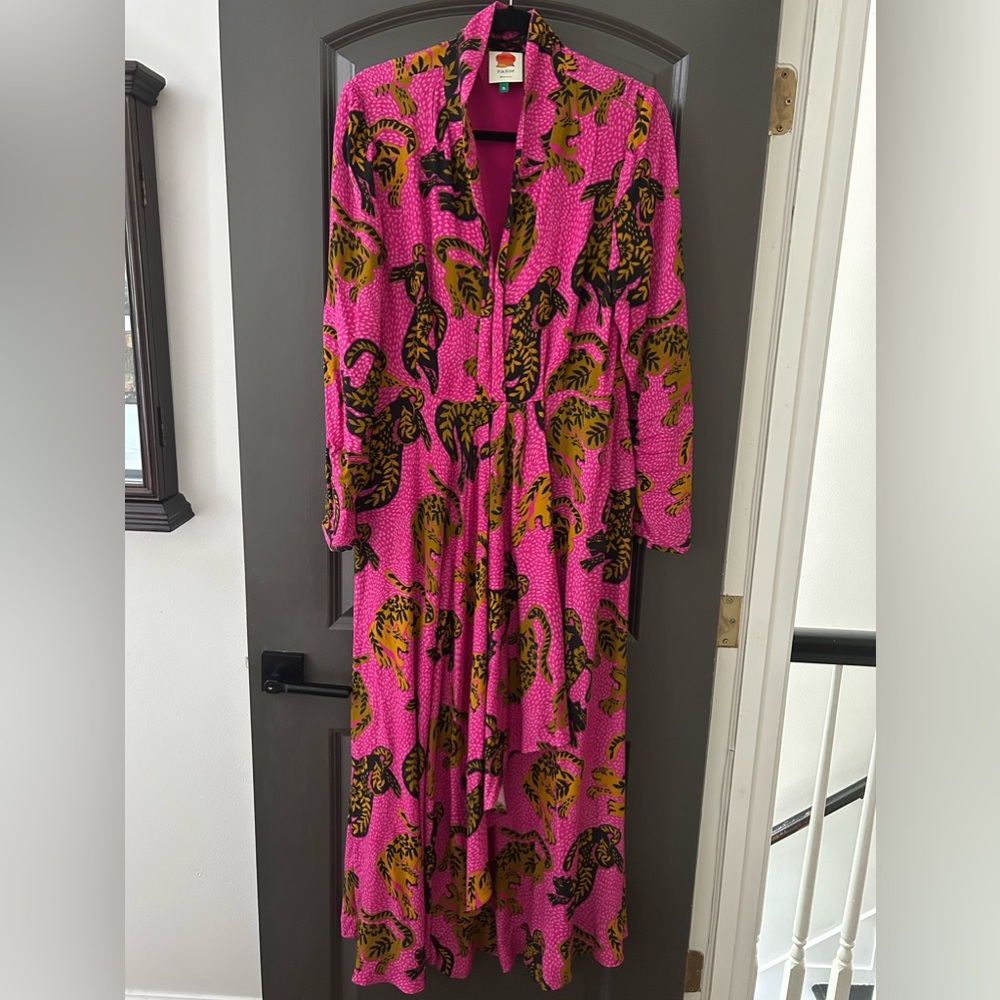 Farm Rio (XL) Pink Wild Leopards Maxi Dress, Current Season 2023
